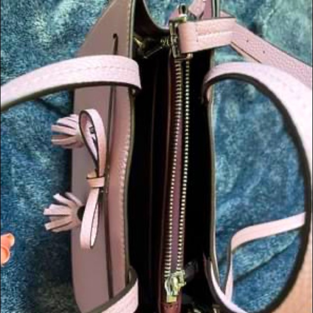 Kate Spade Satchel - Picture 4 of 4